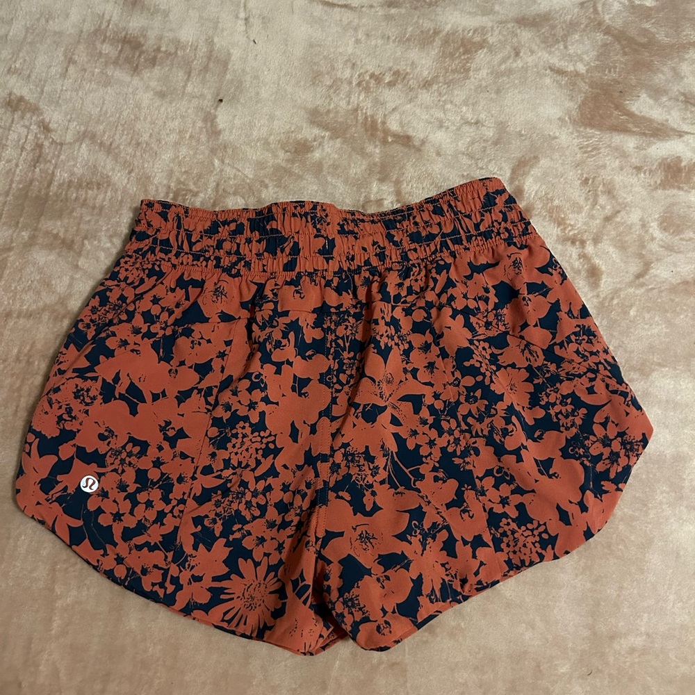 Size 6 Lululemon shorts (double sided)